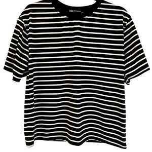 Zara black and white striped crewneck short sleeve top Size XL